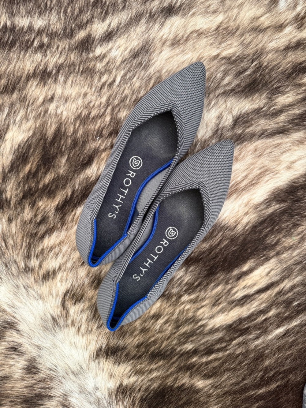 Rothy's Gray Pointed Knit Flats with Blue Trim